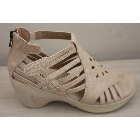 JBU x Jambu Women's Sz 7.5M Taupe/Beige Lizard Embossed Rowan Wedge Sandals - Picture 9 of 13